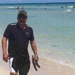 Meet your Posher, Jose luis